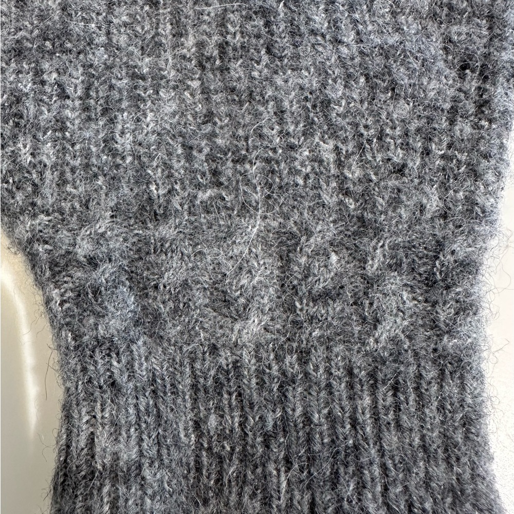 Sezane Othello Cardigan - Picture 5 of 8